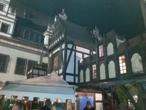 Schaustellerstand auf dem Mittelaltermarkt Leipzig, ausgeführt von KARO Holzbau Leipzig