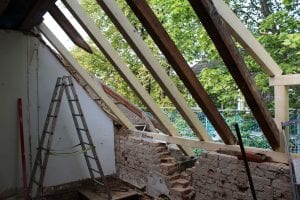 Sanierung Dachkonstruktion Mansarde
