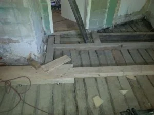 Holzbalkendecke - Ersatzneubau nach Hausschwammbefall - Zimmerei Leipzig